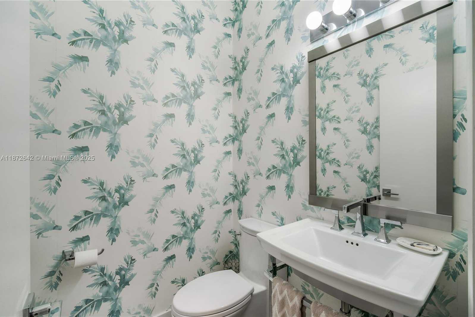 Small Image of 4183 PAMONA AVE, Miami Number 15