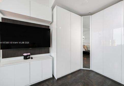 Small Image of 92 SOUTH WEST 3RD ST #5108, Miami Number 8
