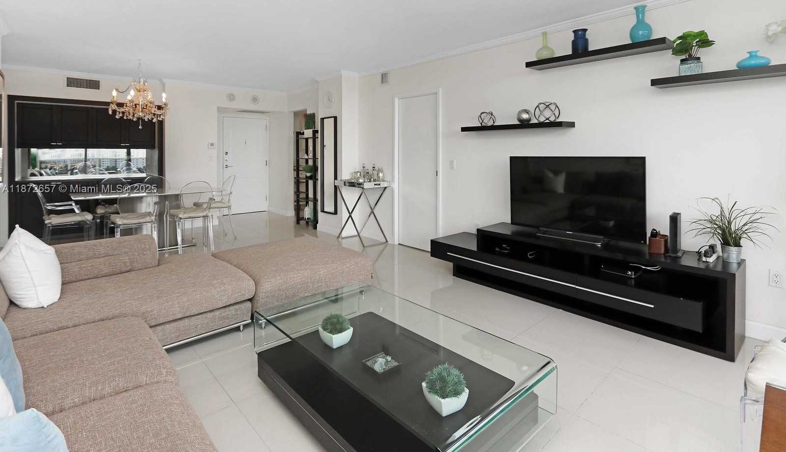 Small Image of 3675 NORTH COUNTRY CLUB DR #1706, Aventura Number 3