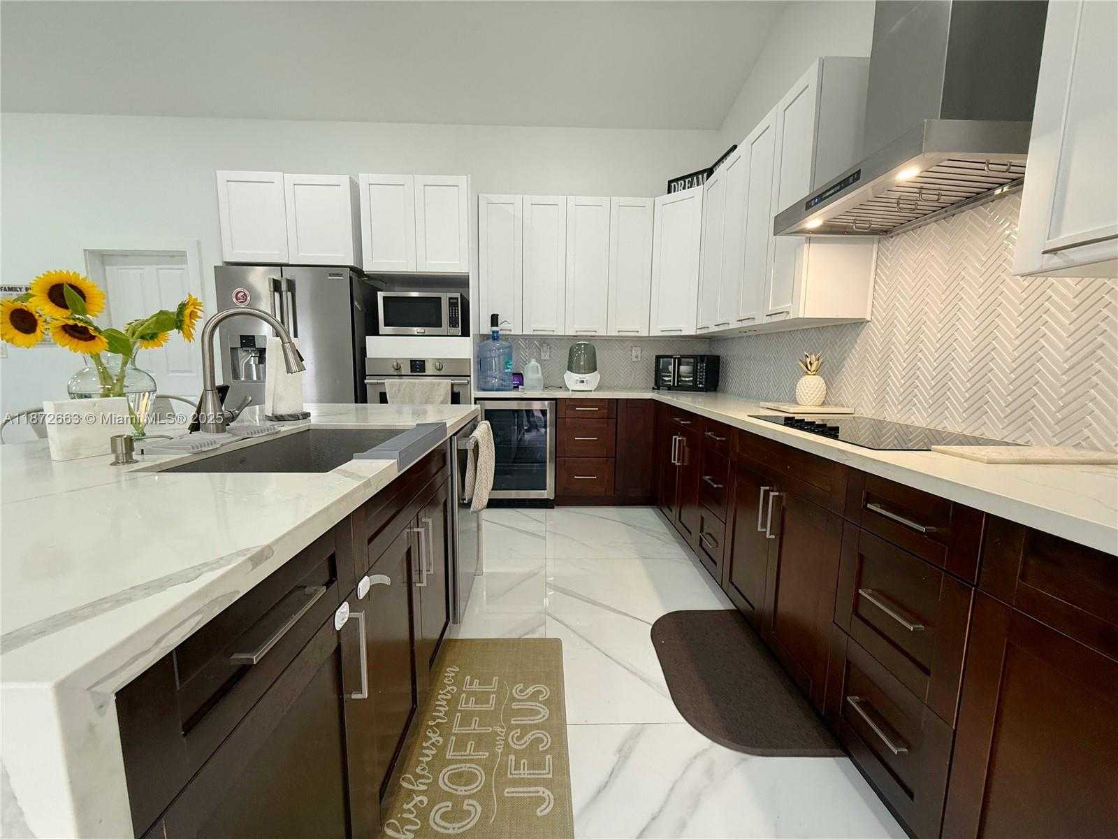 Small Image of 14550 SOUTH WEST 166TH TER, Miami Number 5