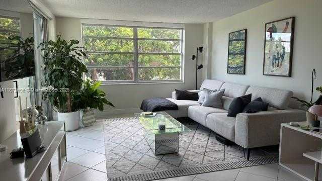 Small Image of 150 SOUTH EAST 25TH RD #3M, Miami Number 15