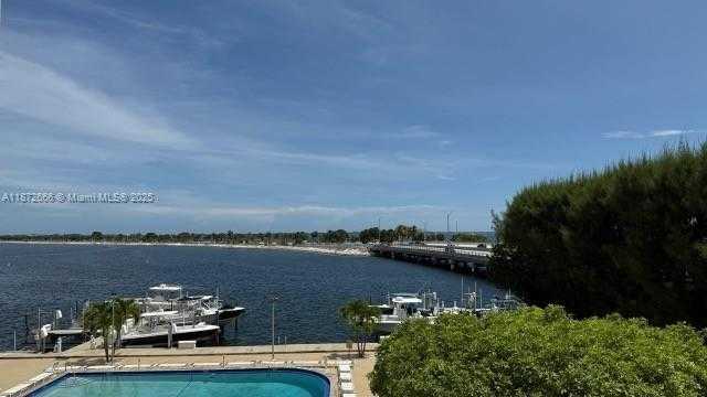 Small Image of 150 SOUTH EAST 25TH RD #3M, Miami Number 16