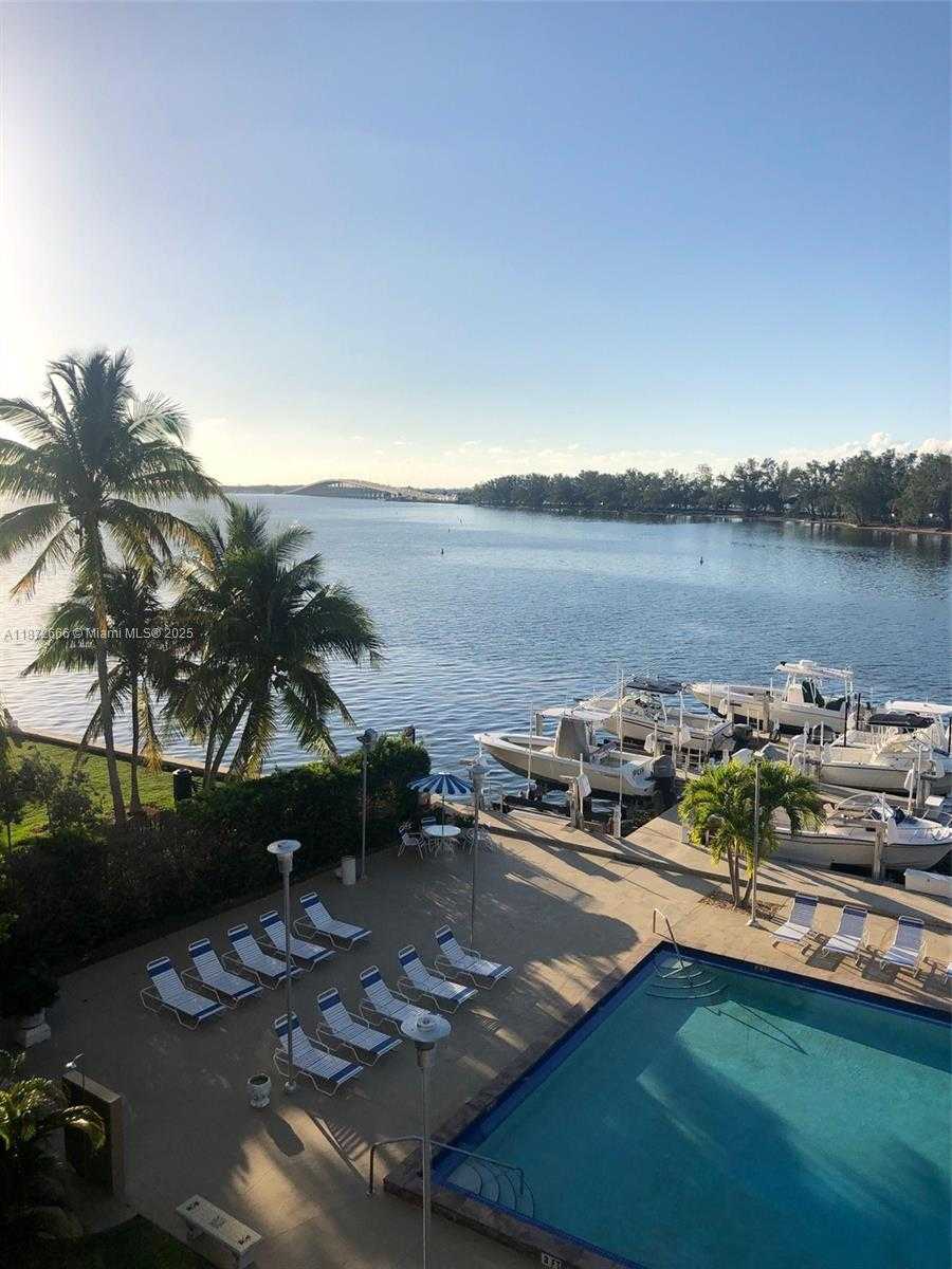 Small Image of 150 SOUTH EAST 25TH RD #3M, Miami Number 2