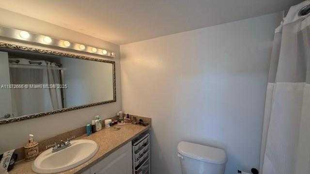 Small Image of 150 SOUTH EAST 25TH RD #3M, Miami Number 22