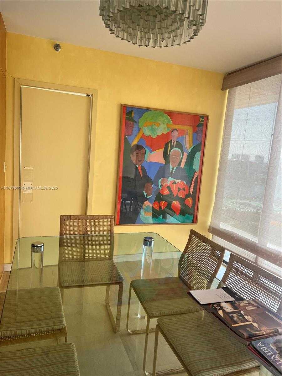 Small Image of 19355 TURNBERRY WAY #21D, Aventura Number 5