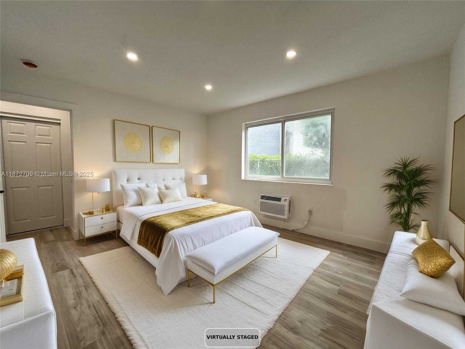 Small Image of 1936 NORMANDY DR #3, Miami Beach Number 14