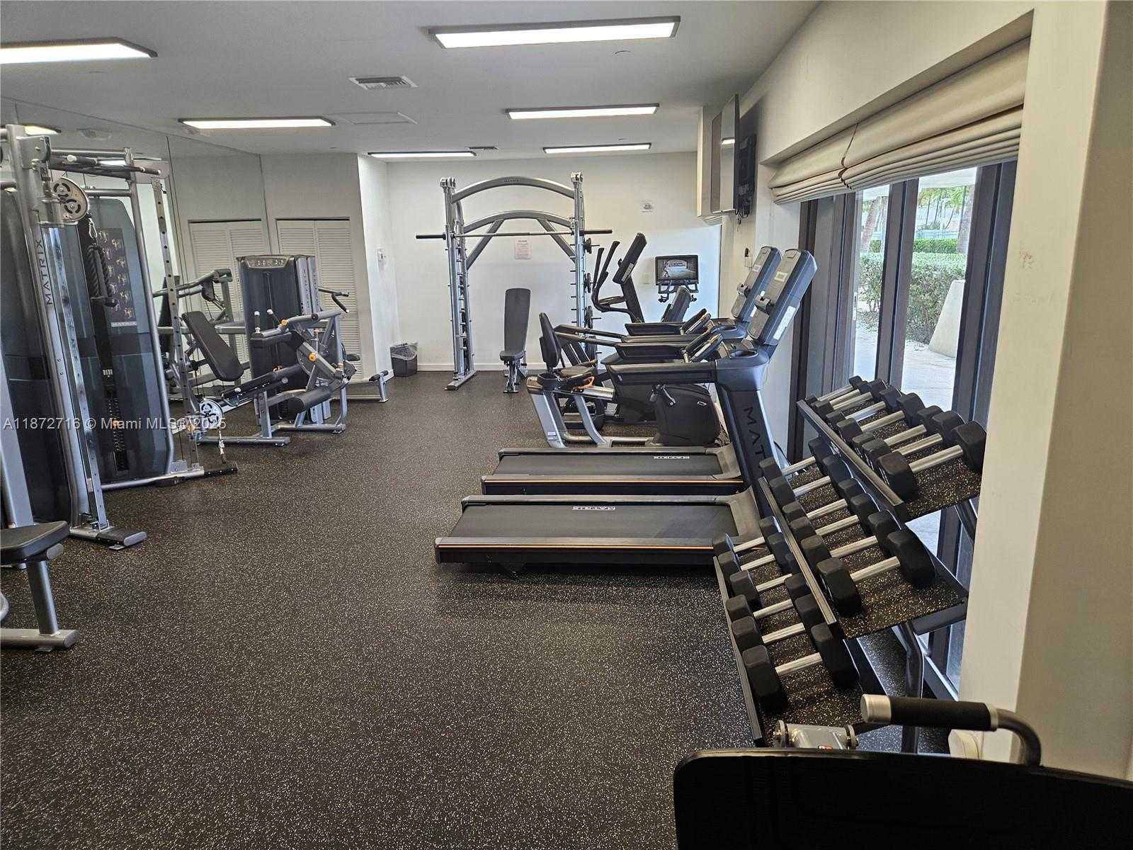 Small Image of 2625 COLLINS AVE #1802, Miami Beach Number 13