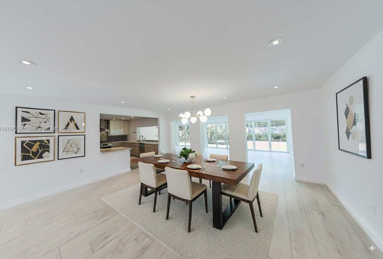 Small Image of 455 NORTH EAST 55TH ST, Miami Number 19