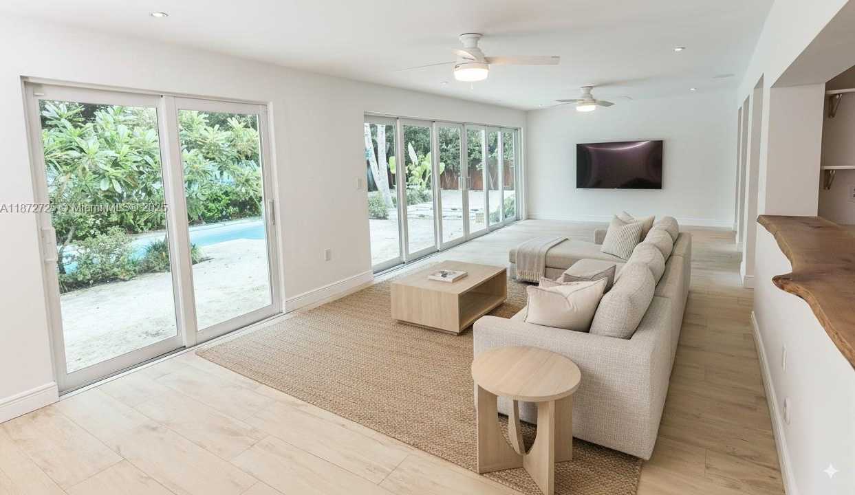 Small Image of 455 NORTH EAST 55TH ST, Miami Number 21