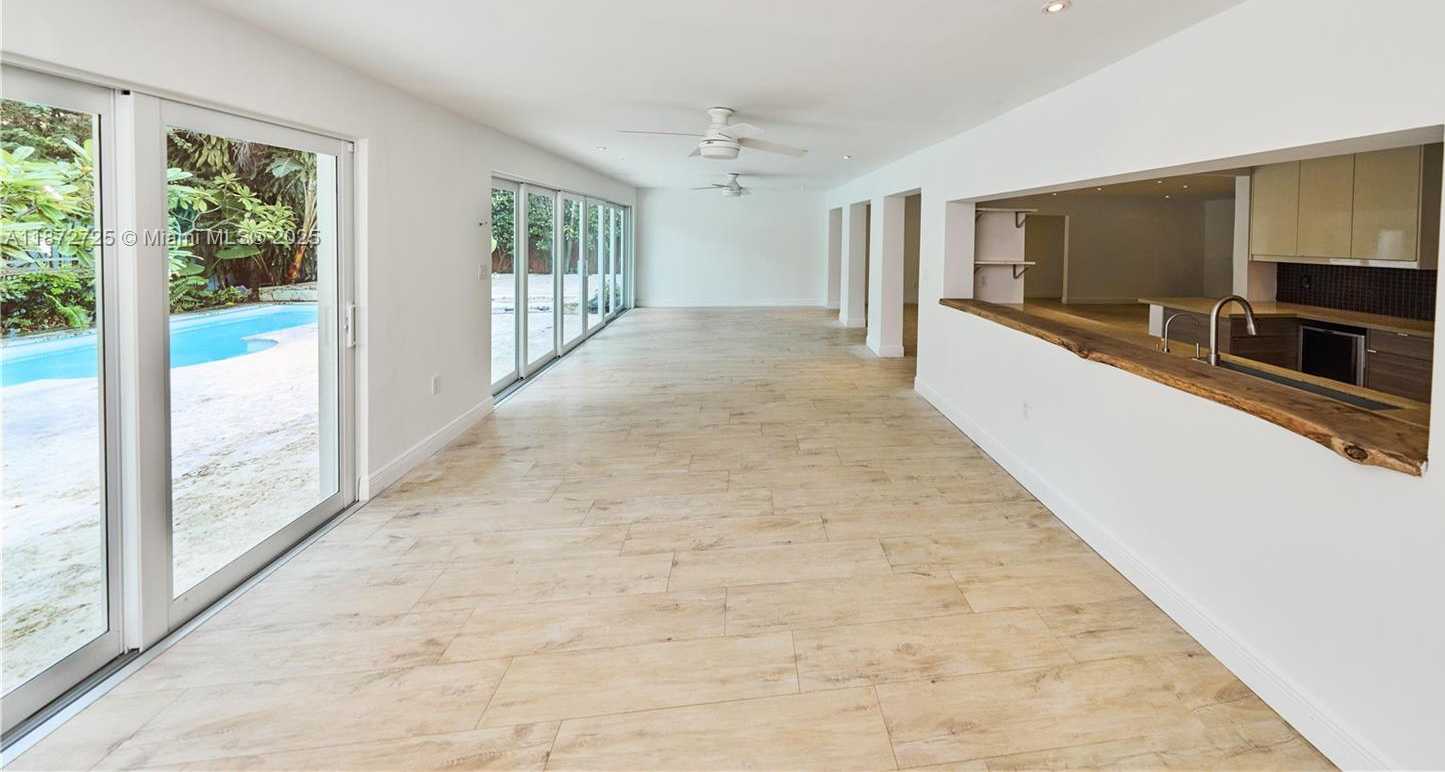 Small Image of 455 NORTH EAST 55TH ST, Miami Number 4
