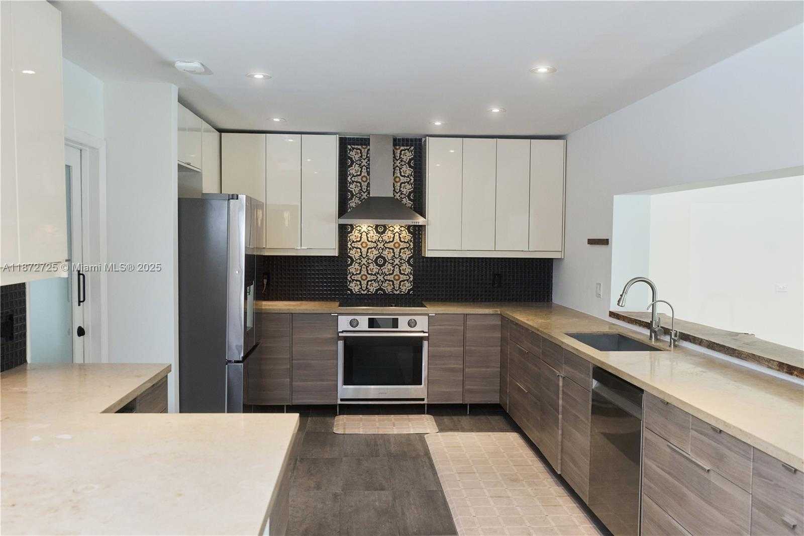Small Image of 455 NORTH EAST 55TH ST, Miami Number 8