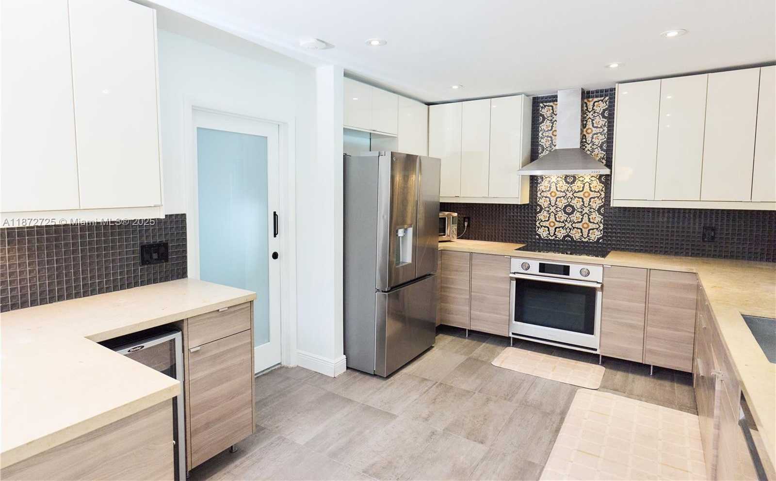 Small Image of 455 NORTH EAST 55TH ST, Miami Number 9
