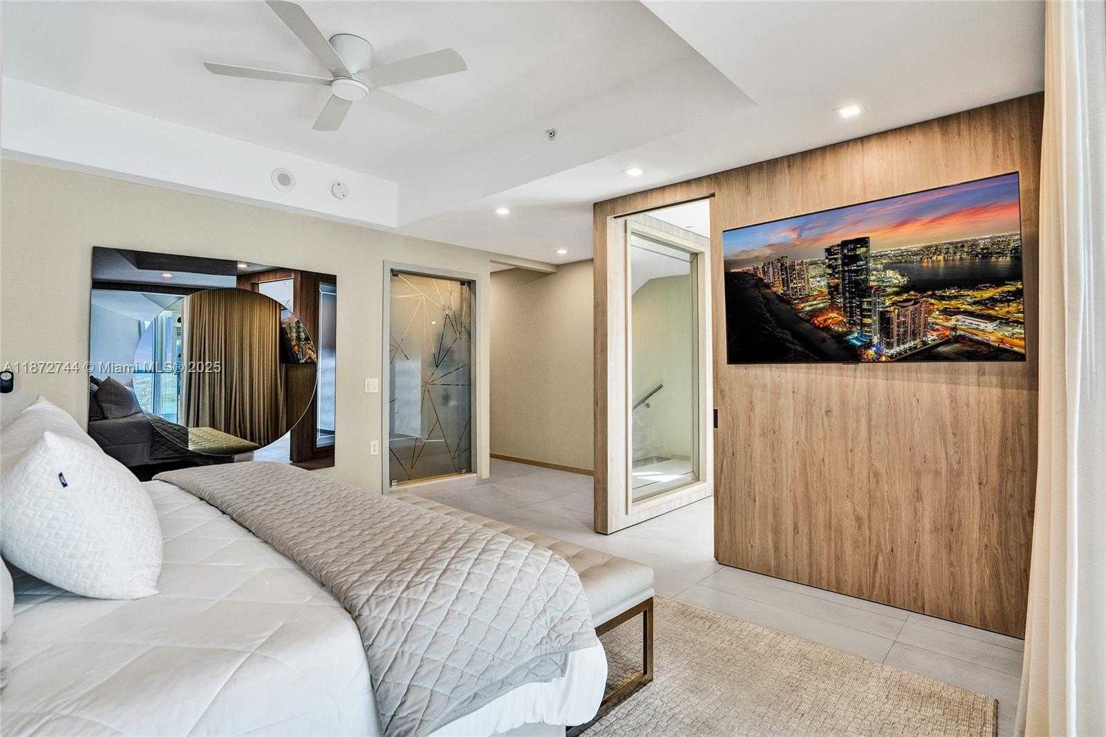 Small Image of 1100 BISCAYNE BLVD #6303, Miami Number 21