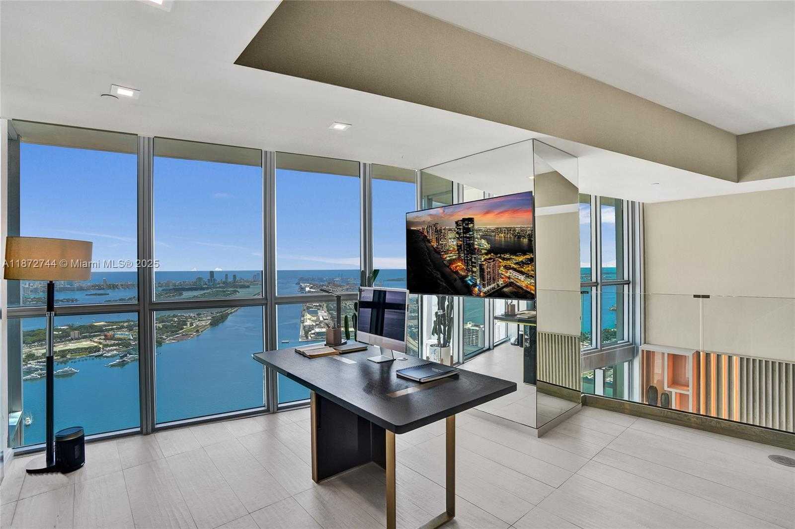 Small Image of 1100 BISCAYNE BLVD #6303, Miami Number 30