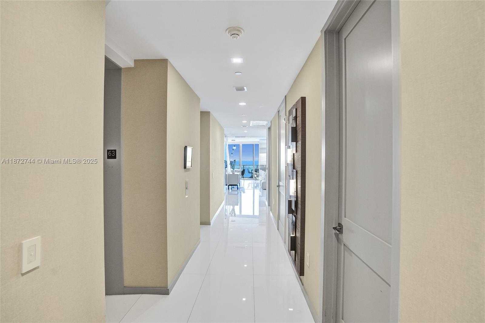 Small Image of 1100 BISCAYNE BLVD #6303, Miami Number 48