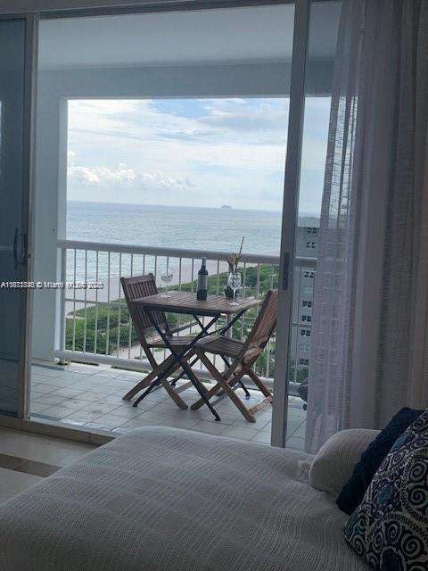 Small Image of 9341 COLLINS AVE #1203, Surfside Number 26