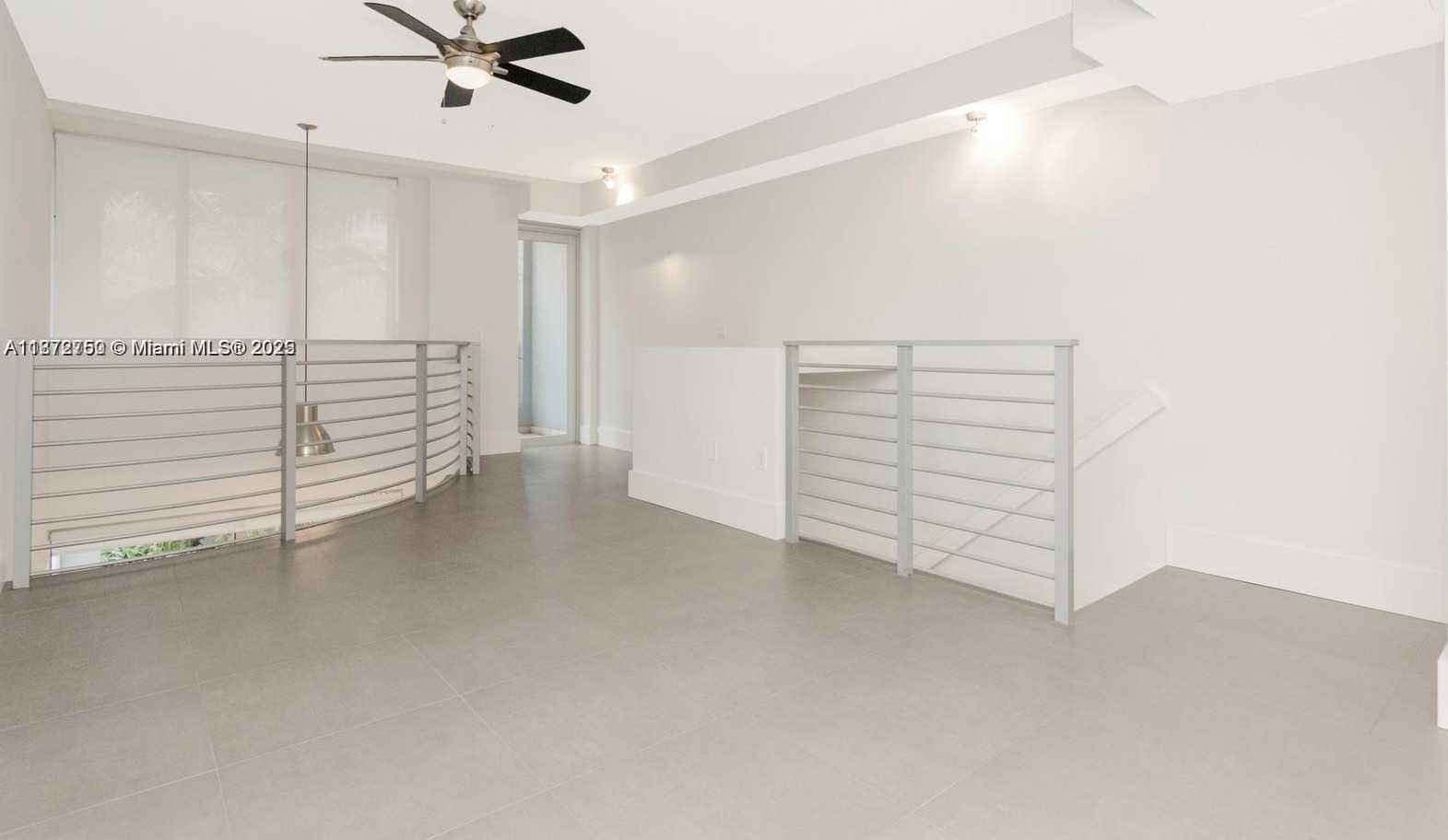 Small Image of 3339 VIRGINIA ST #335, Miami Number 16