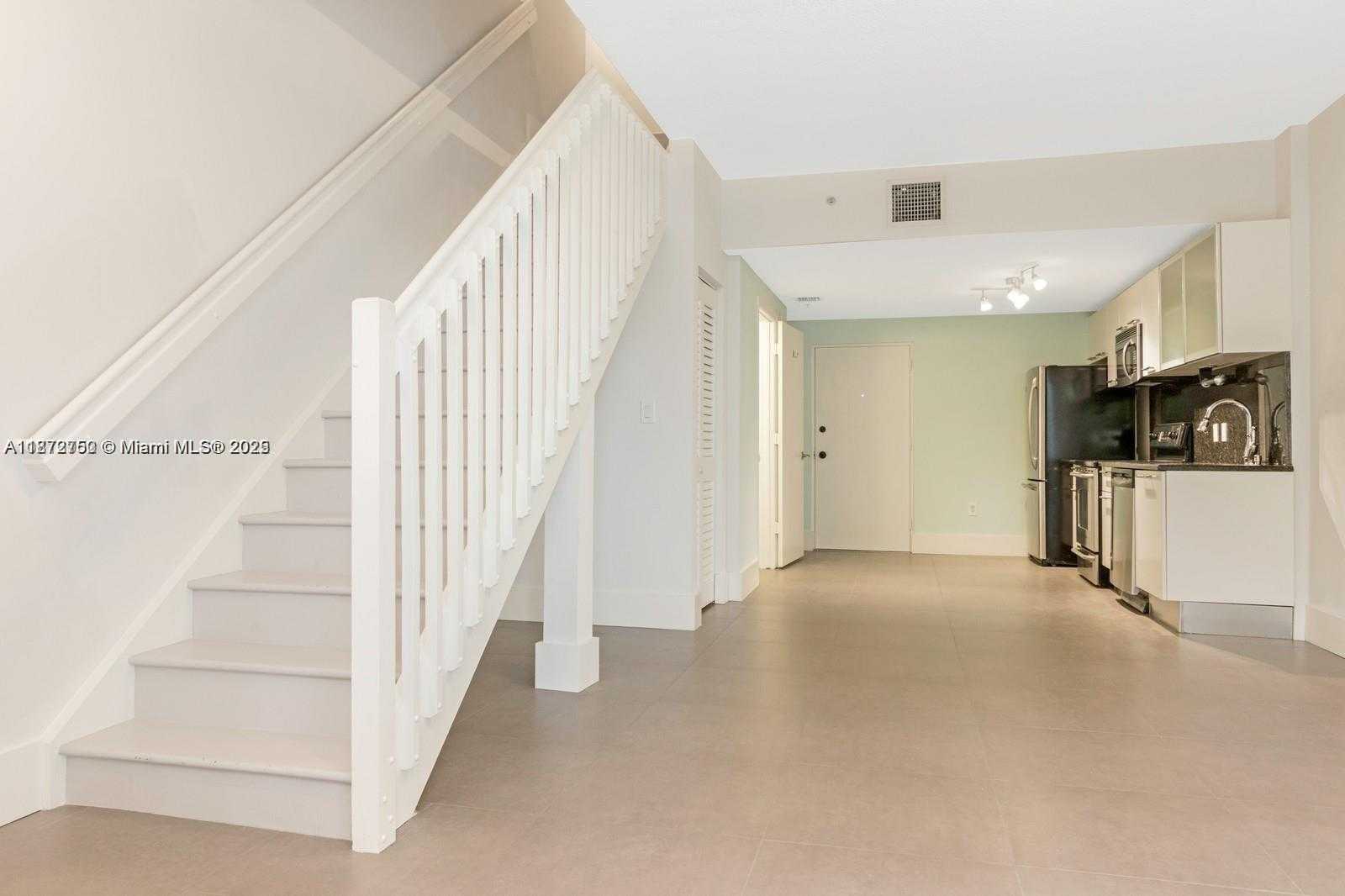 Small Image of 3339 VIRGINIA ST #335, Miami Number 8