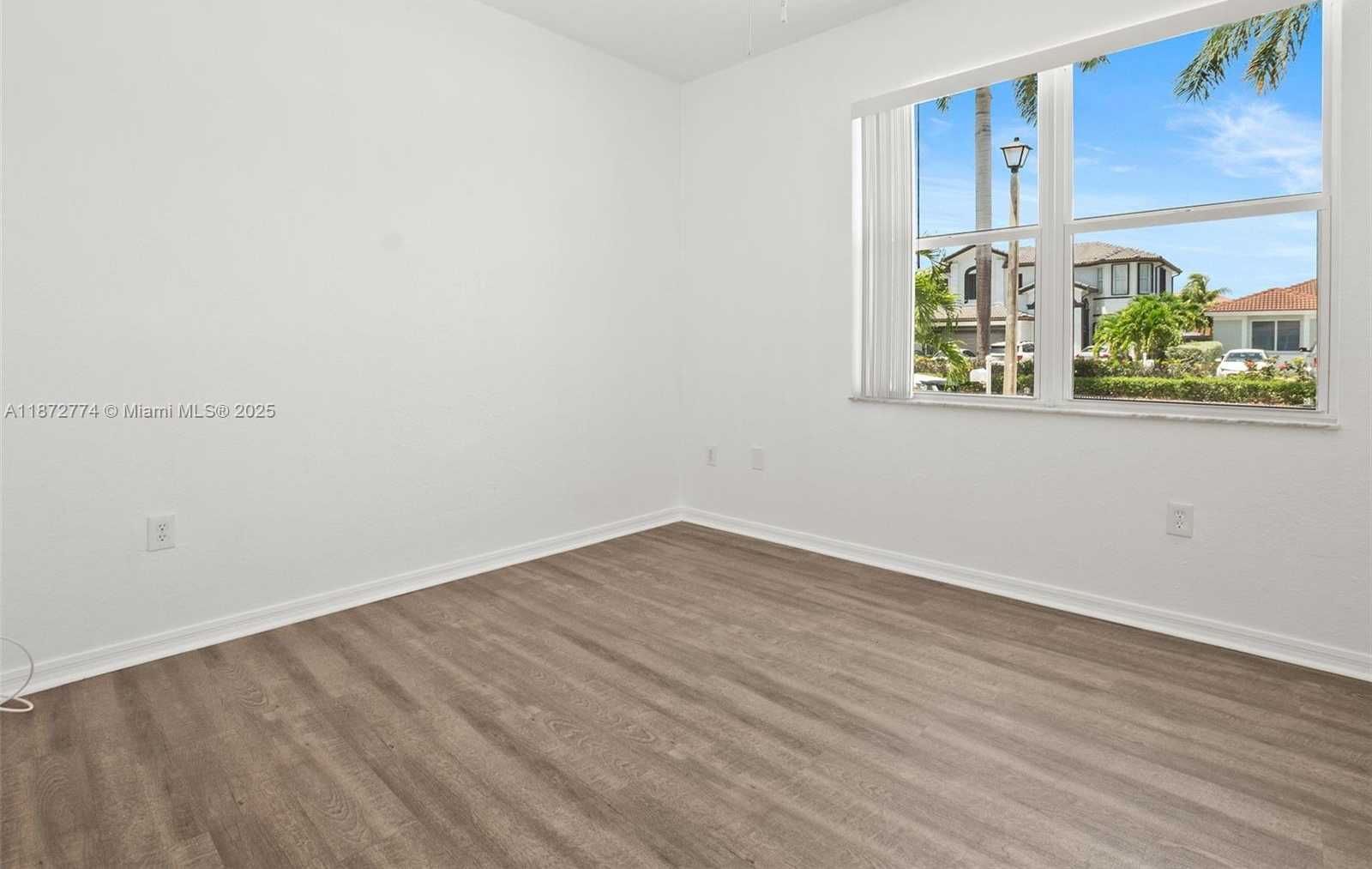 Small Image of 10902 SOUTH WEST 242ND ST, Homestead Number 16