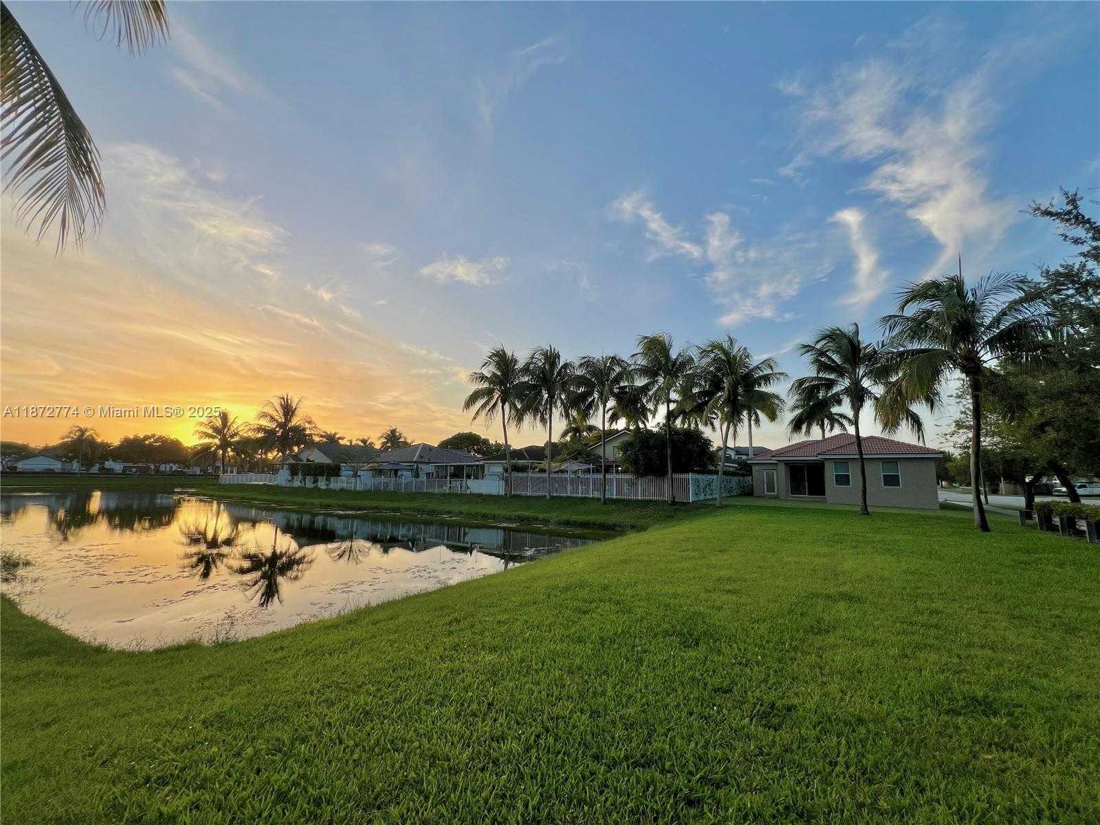 Small Image of 10902 SOUTH WEST 242ND ST, Homestead Number 25