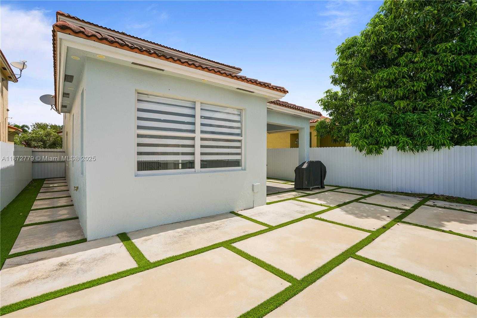 Small Image of 3708 NORTH EAST 22ND PL, Homestead Number 10