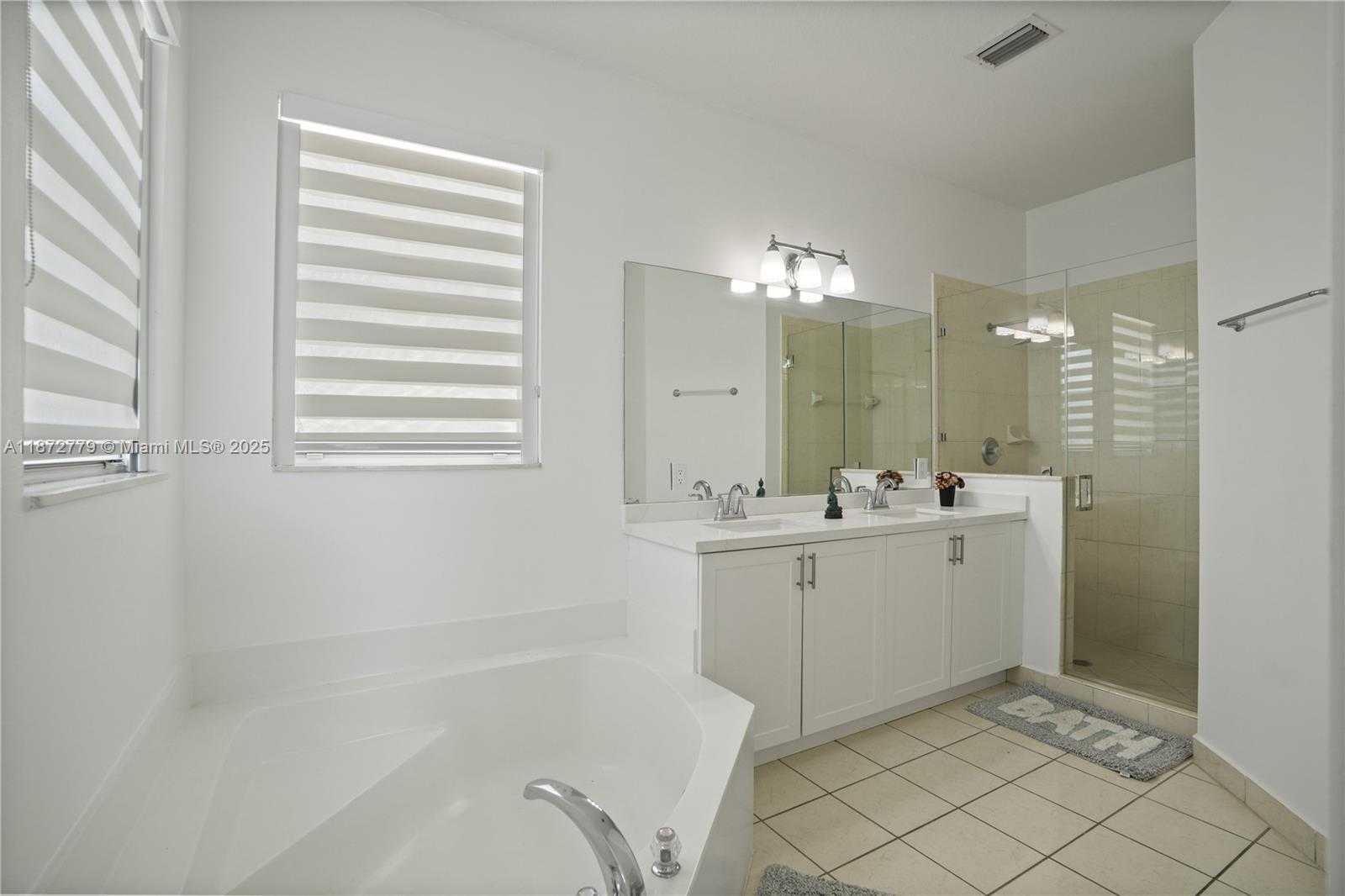 Small Image of 3708 NORTH EAST 22ND PL, Homestead Number 20
