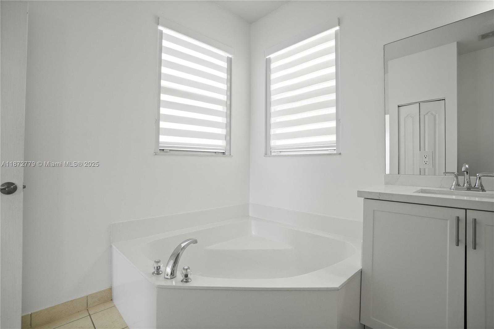 Small Image of 3708 NORTH EAST 22ND PL, Homestead Number 29