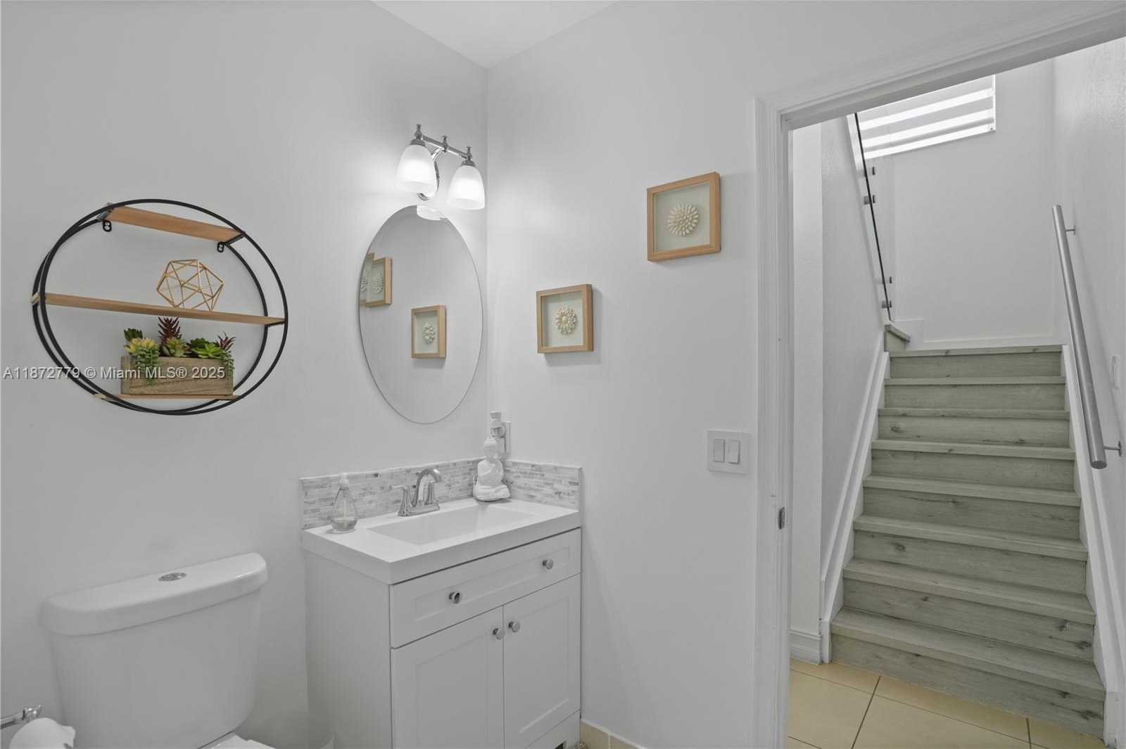 Small Image of 3708 NORTH EAST 22ND PL, Homestead Number 32