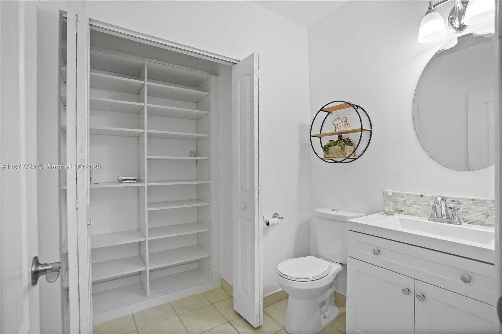 Small Image of 3708 NORTH EAST 22ND PL, Homestead Number 33
