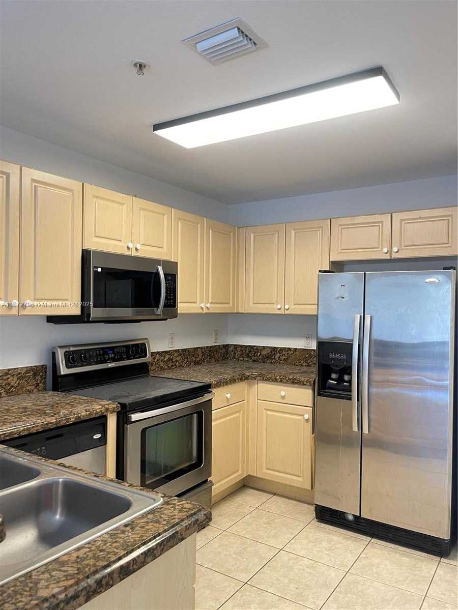Small Image of 11202 NORTH WEST 83RD ST #219, Doral Number 5