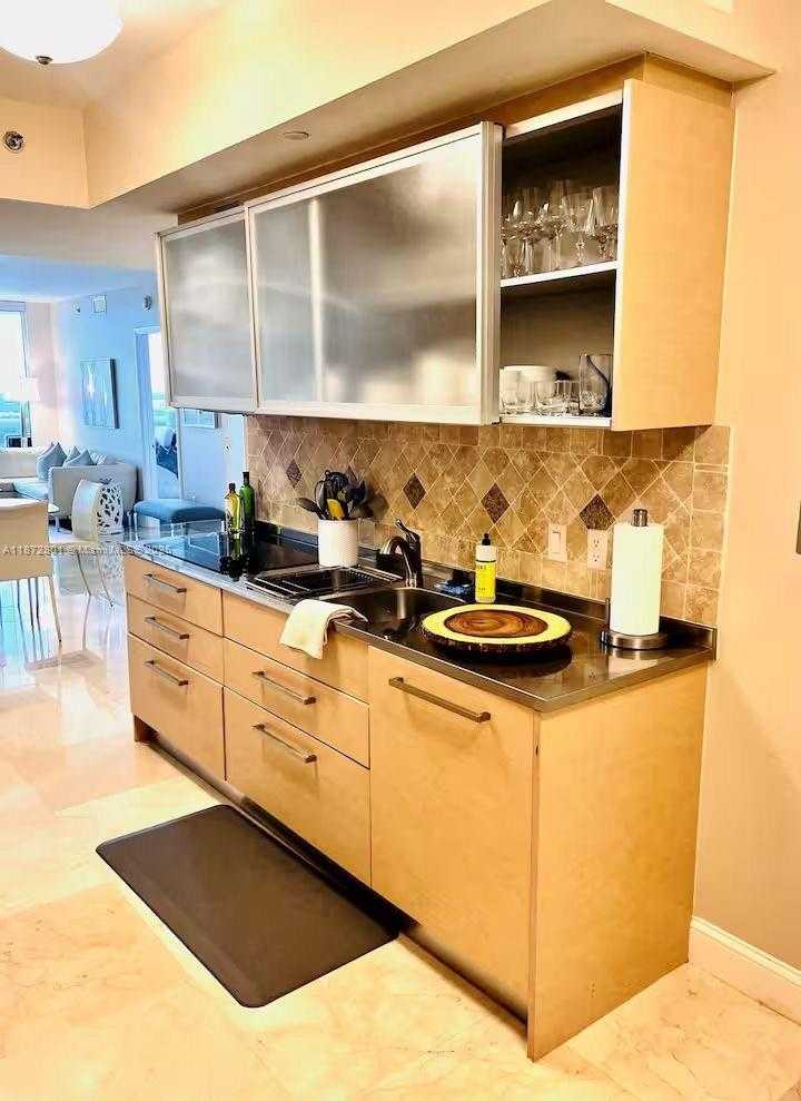 Small Image of 1850 SOUTH OCEAN DR #3508, Hallandale Beach Number 11