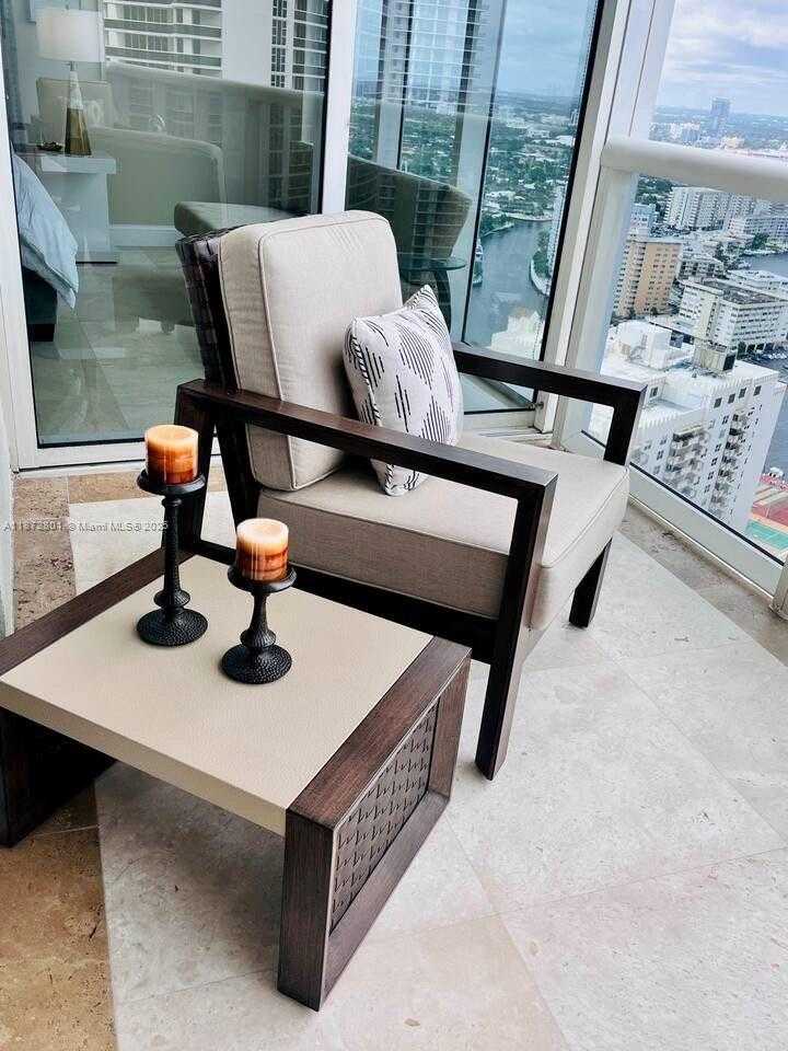 Small Image of 1850 SOUTH OCEAN DR #3508, Hallandale Beach Number 14