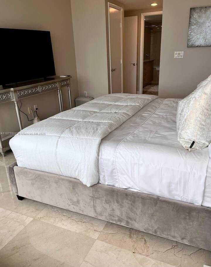 Small Image of 1850 SOUTH OCEAN DR #3508, Hallandale Beach Number 21