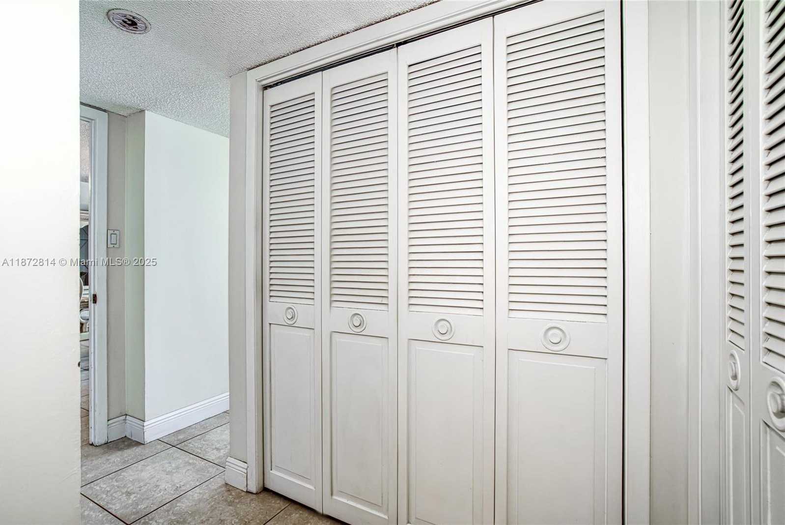 Small Image of 18051 BISCAYNE BLVD #1702, Aventura Number 23