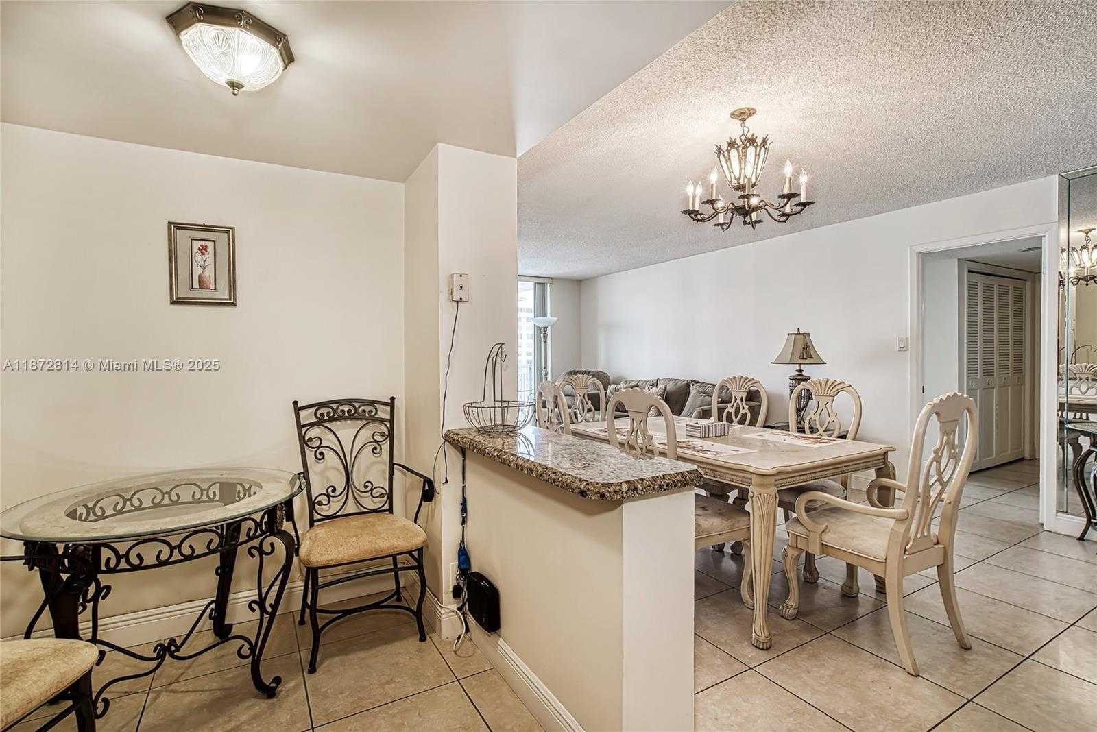 Small Image of 18051 BISCAYNE BLVD #1702, Aventura Number 9
