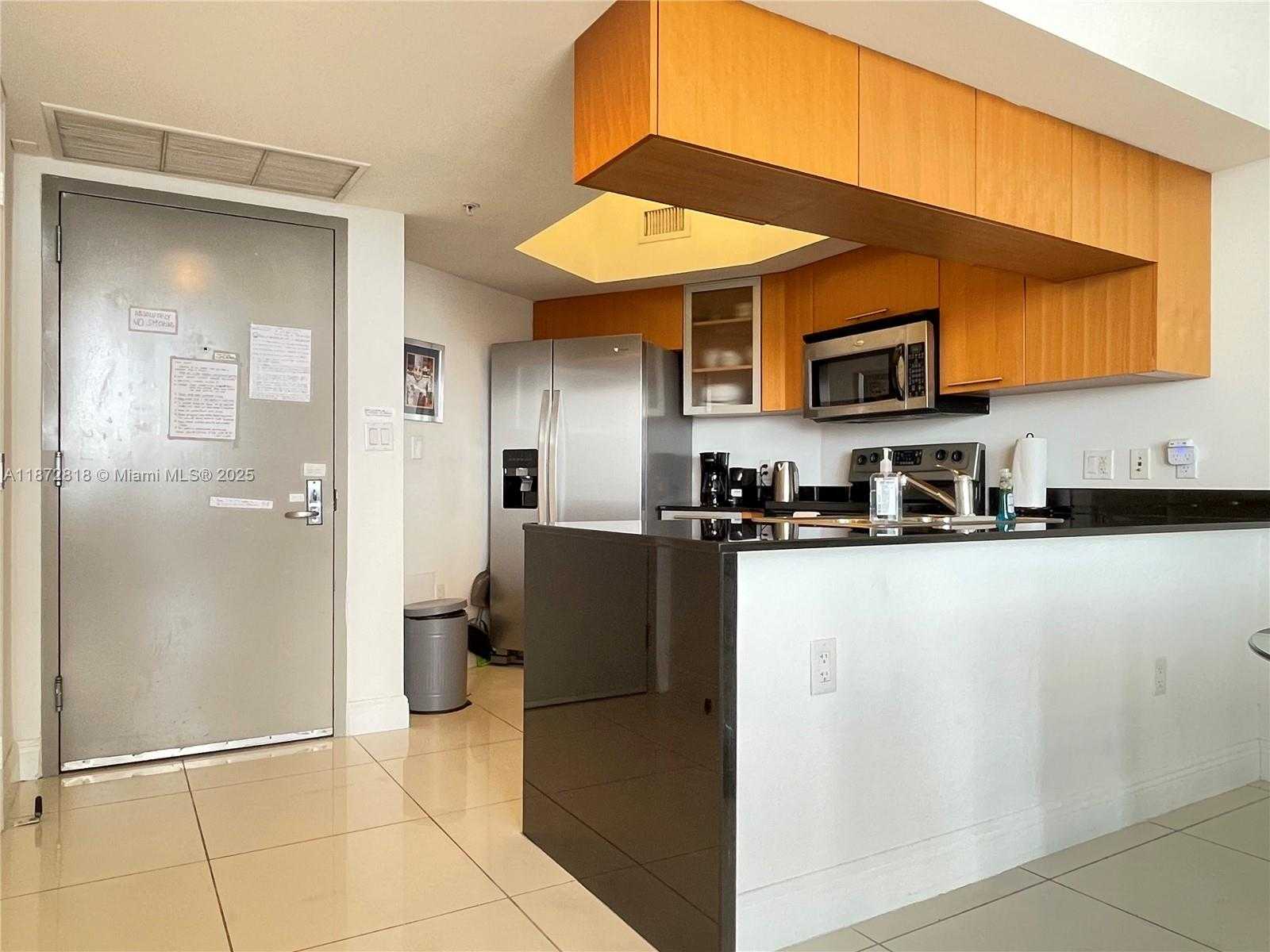 Small Image of 1750 NORTH BAYSHORE DR #5614, Miami Number 3