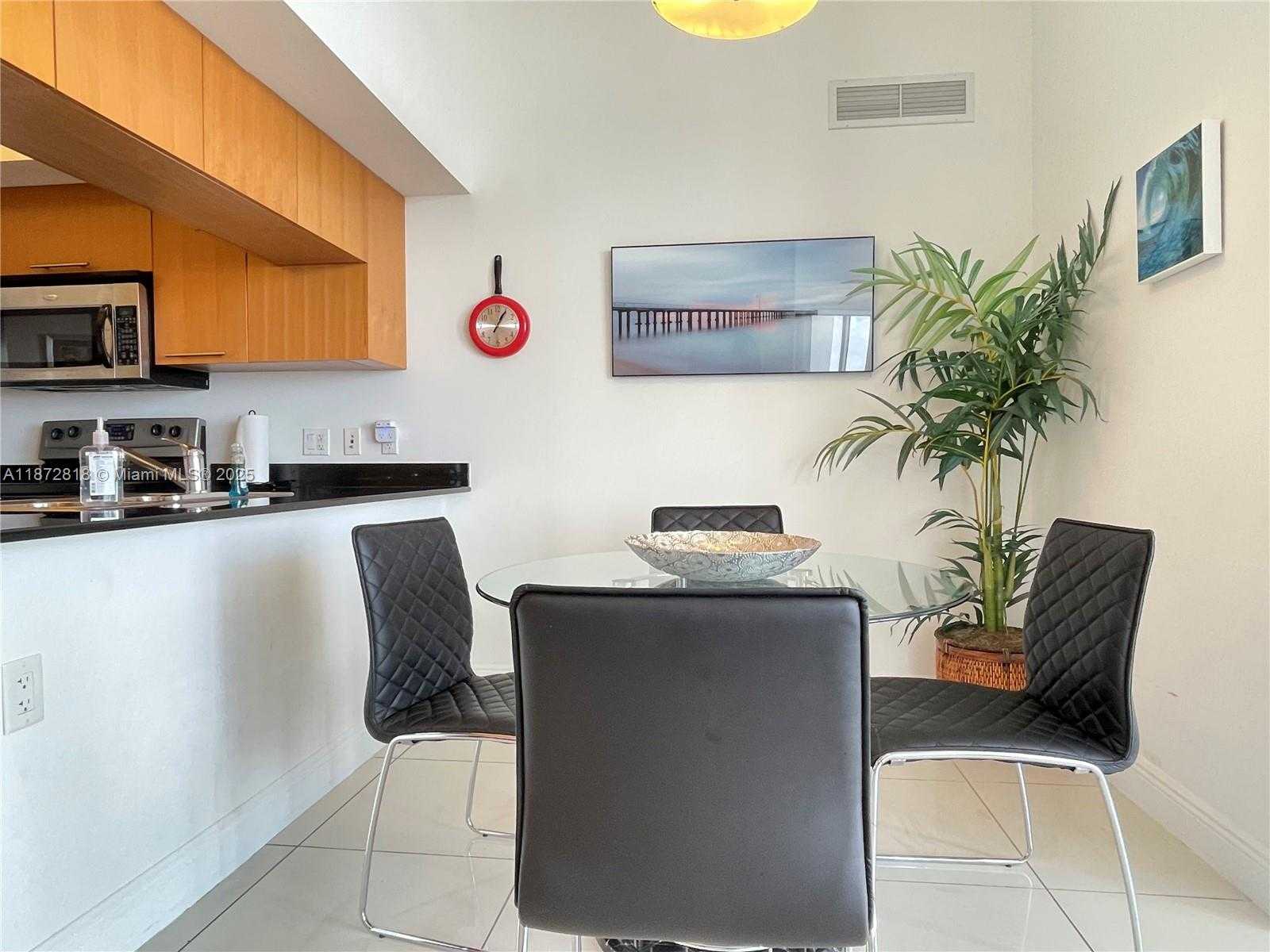 Small Image of 1750 NORTH BAYSHORE DR #5614, Miami Number 7