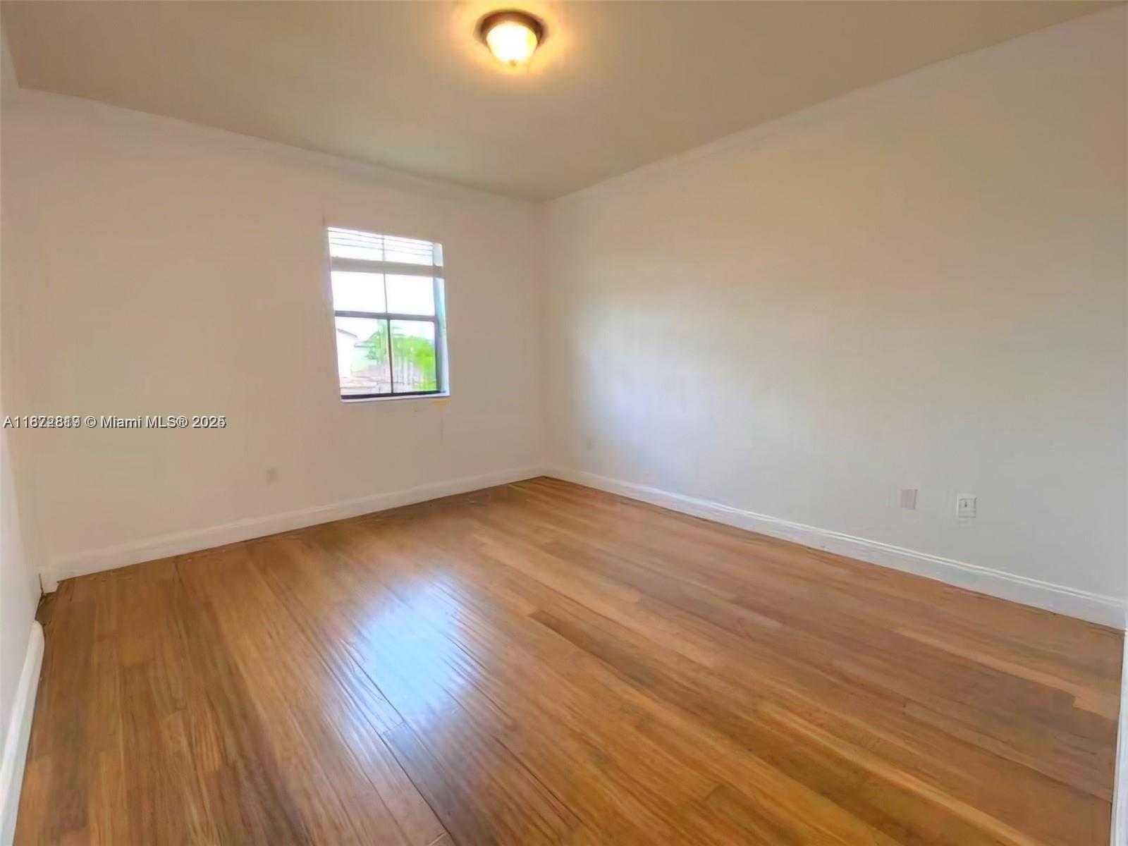 Small Image of 570 SOUTH EAST 34TH AVE, Homestead Number 12