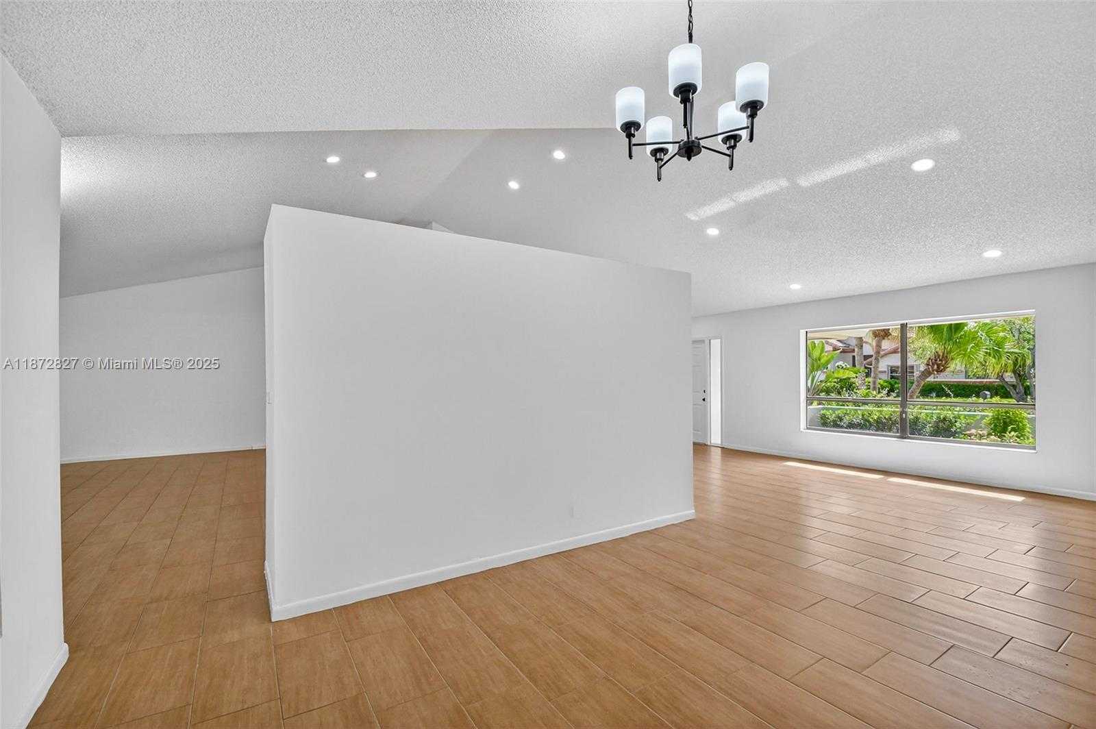 Small Image of 9721 MAJESTIC WAY, Boynton Beach Number 32