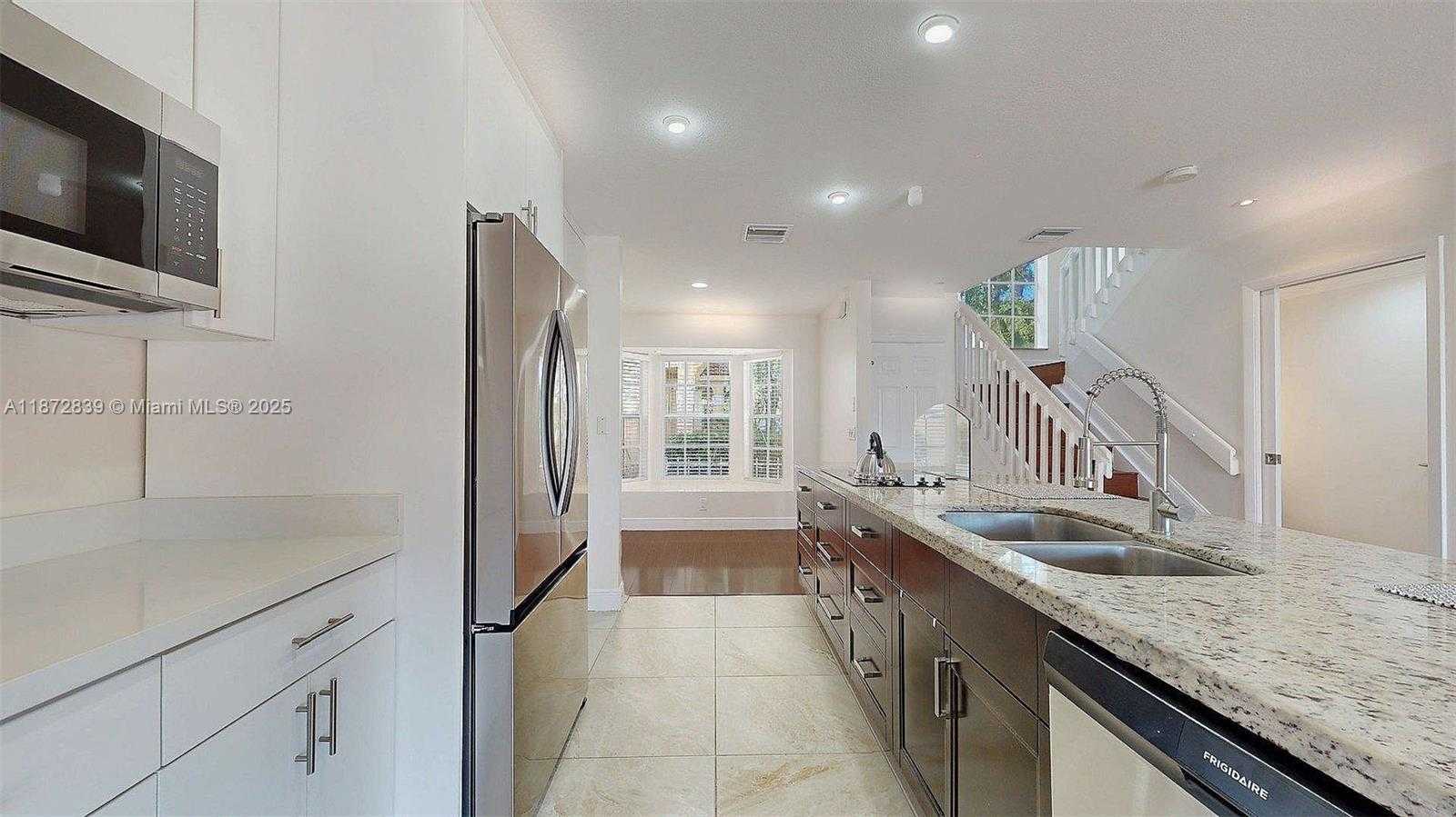 Small Image of 15253 SOUTH WEST 111TH ST #15253, Miami Number 19