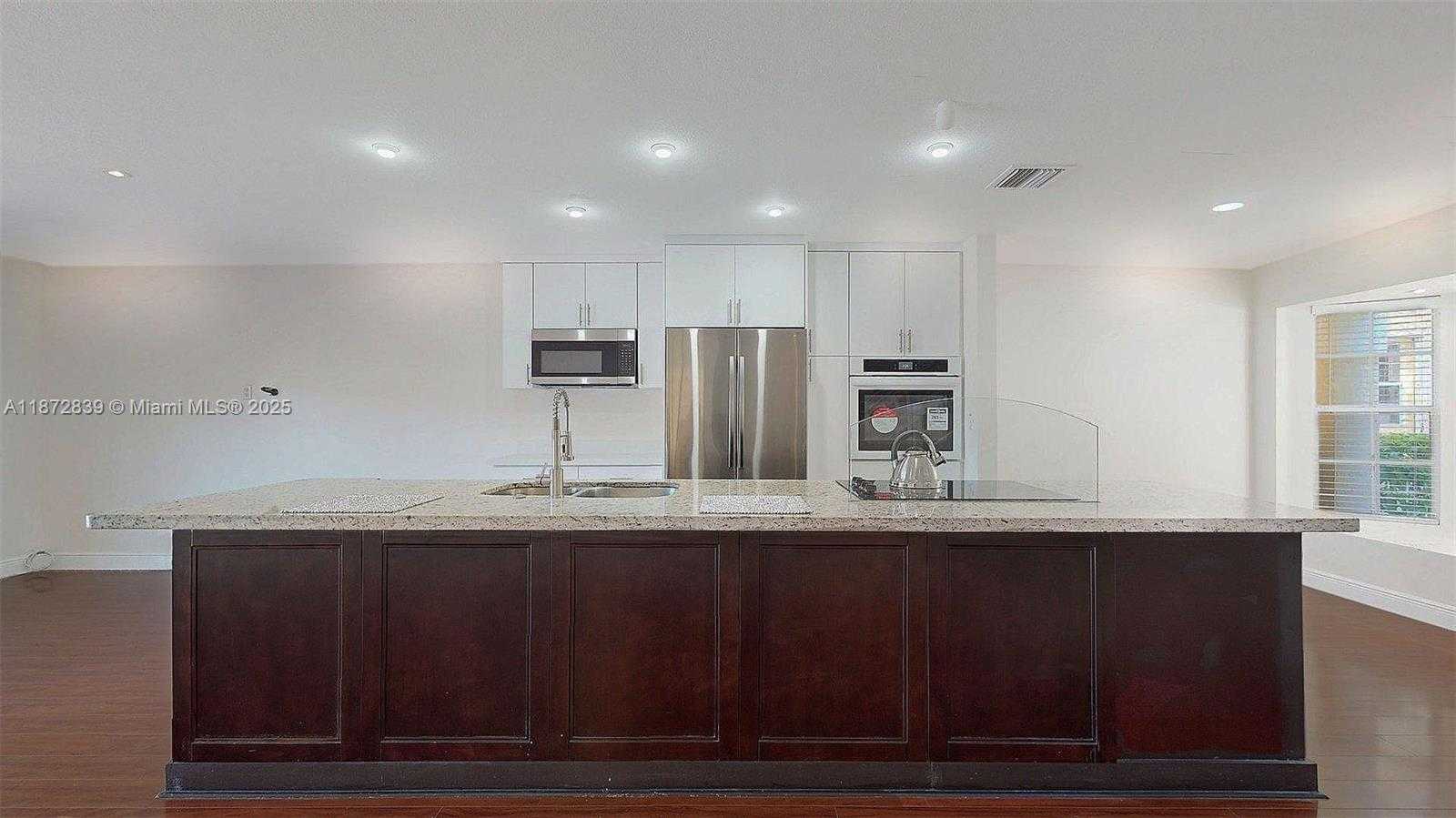 Small Image of 15253 SOUTH WEST 111TH ST #15253, Miami Number 21