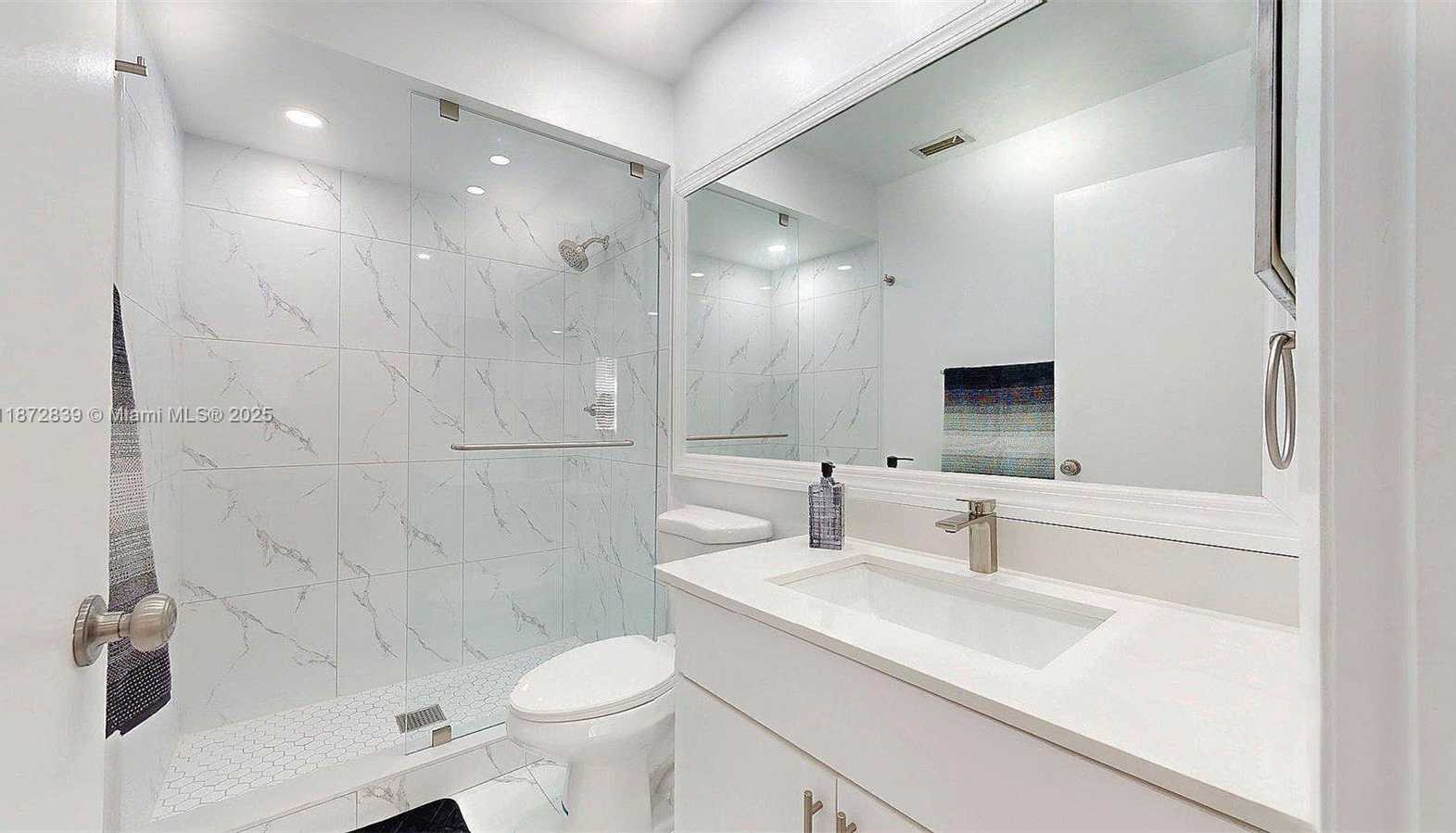 Small Image of 15253 SOUTH WEST 111TH ST #15253, Miami Number 6