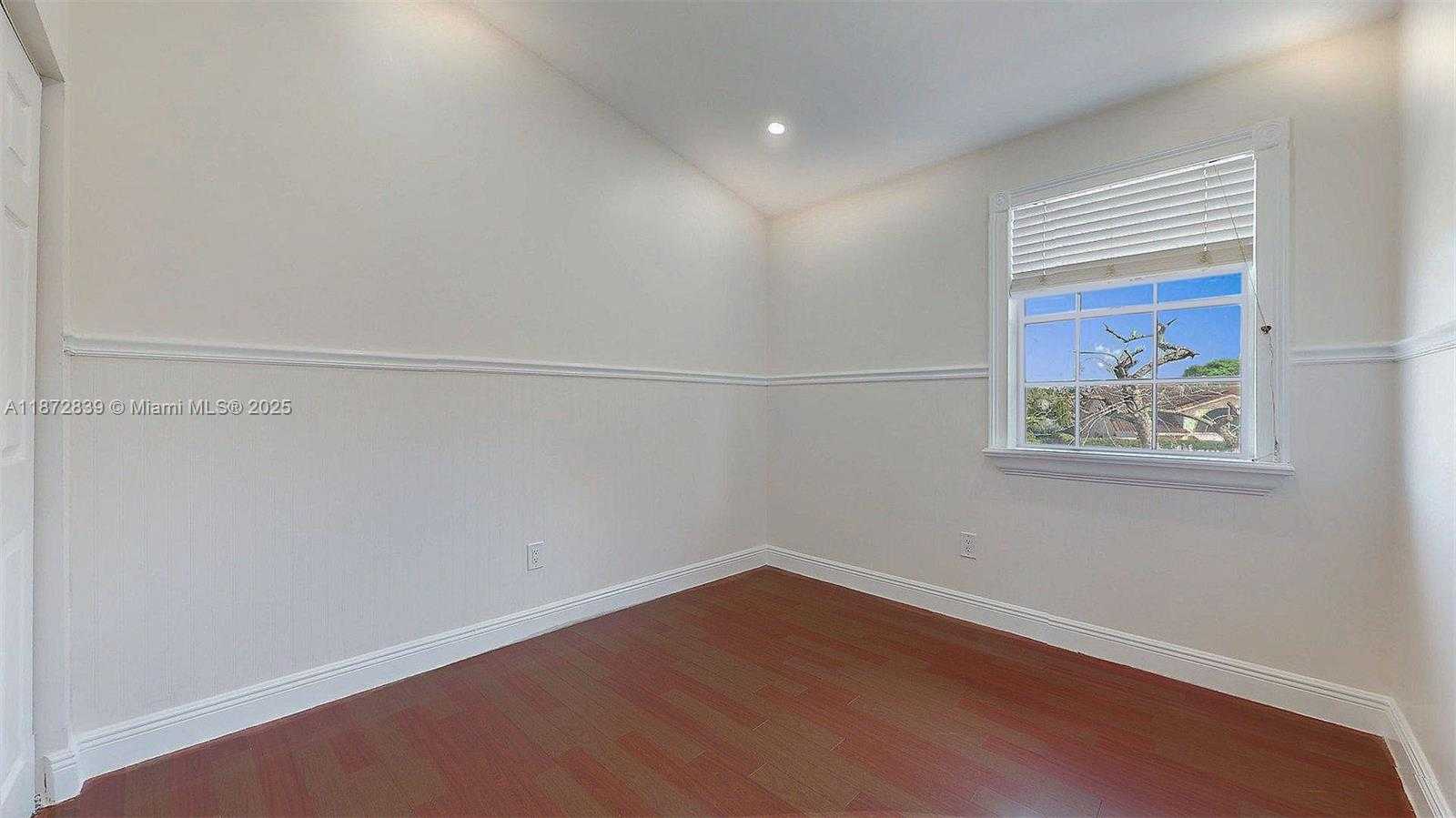 Small Image of 15253 SOUTH WEST 111TH ST #15253, Miami Number 9