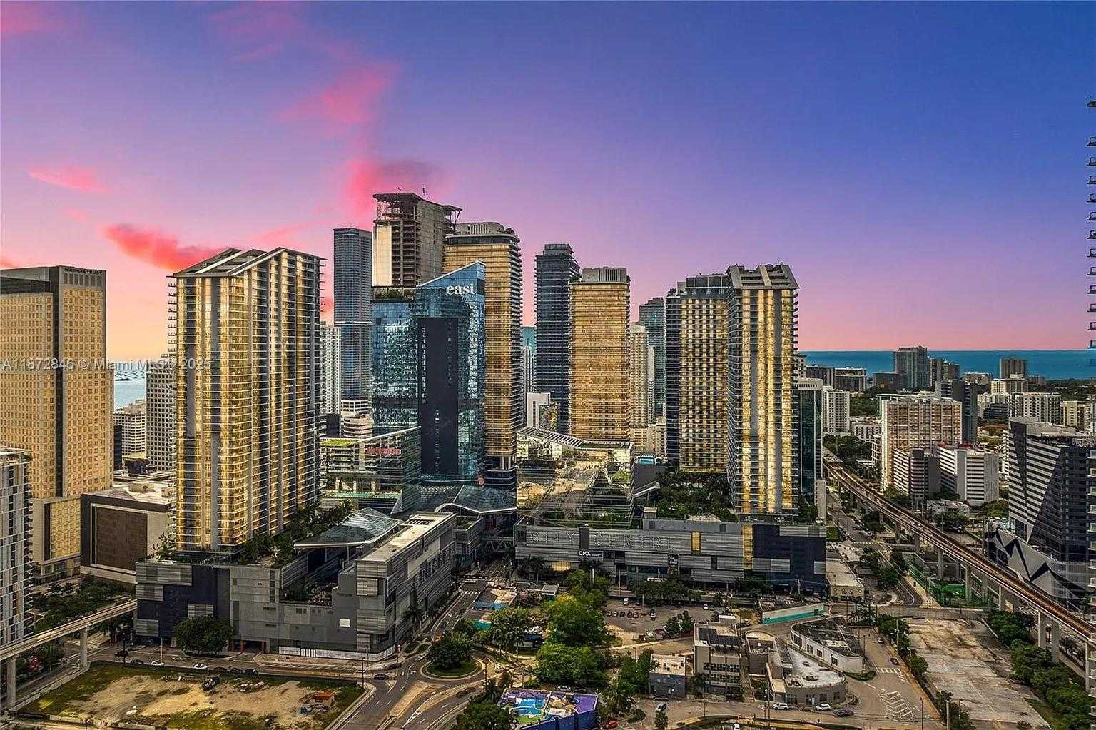 Small Image of 350 SOUTH MIAMI AVE #2311, Miami Number 16