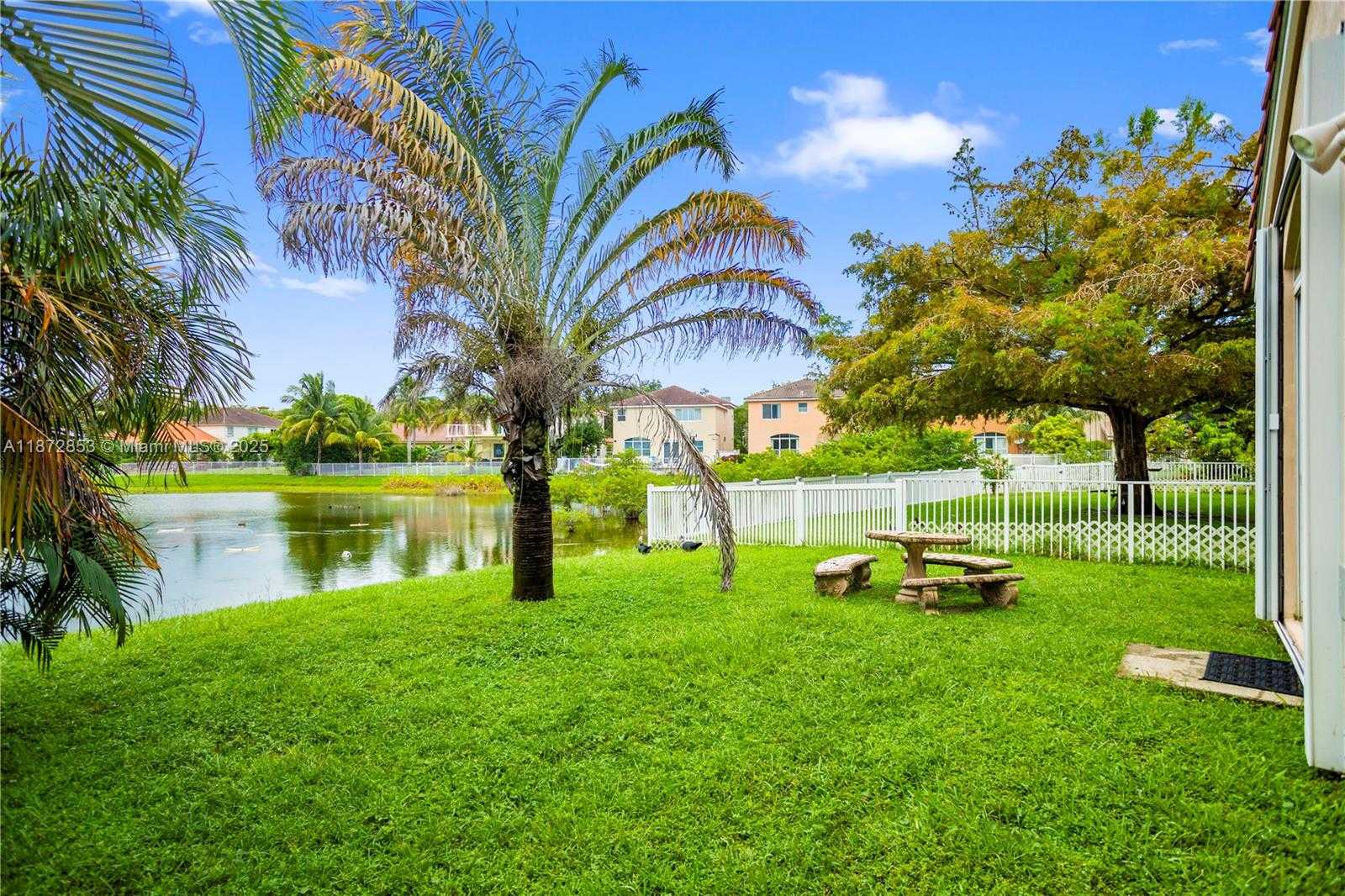 Small Image of 1840 NORTH WEST 78TH AVE, Pembroke Pines Number 4