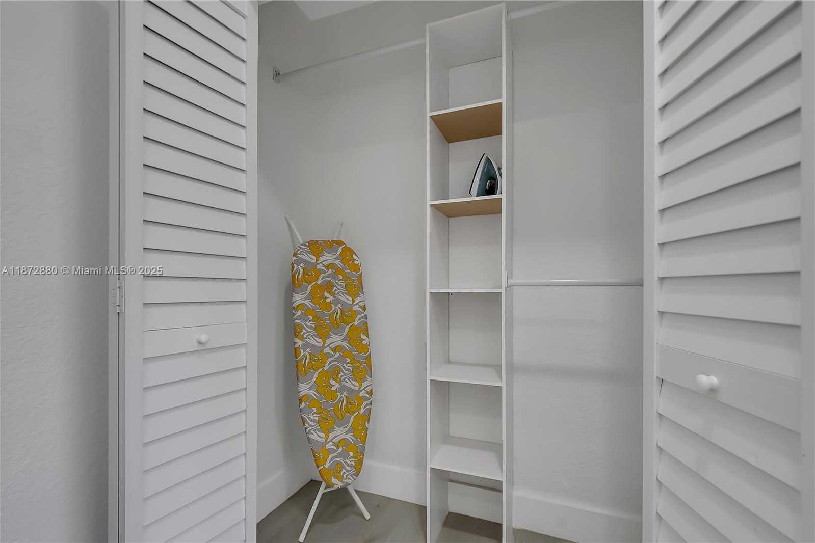 Small Image of 2200 SOUTH WEST 21ST ST #A, Miami Number 14