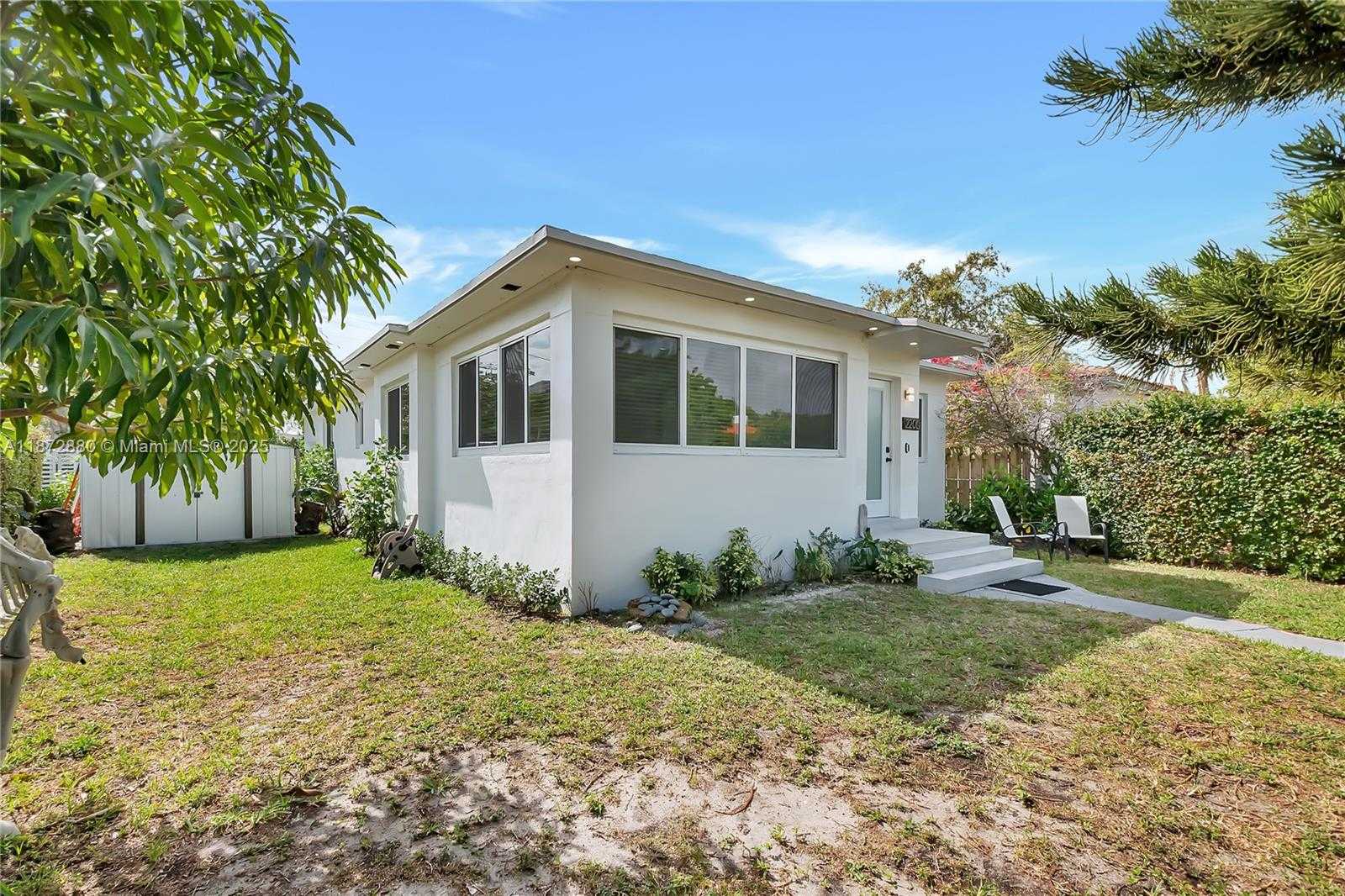 Small Image of 2200 SOUTH WEST 21ST ST #A, Miami Number 2