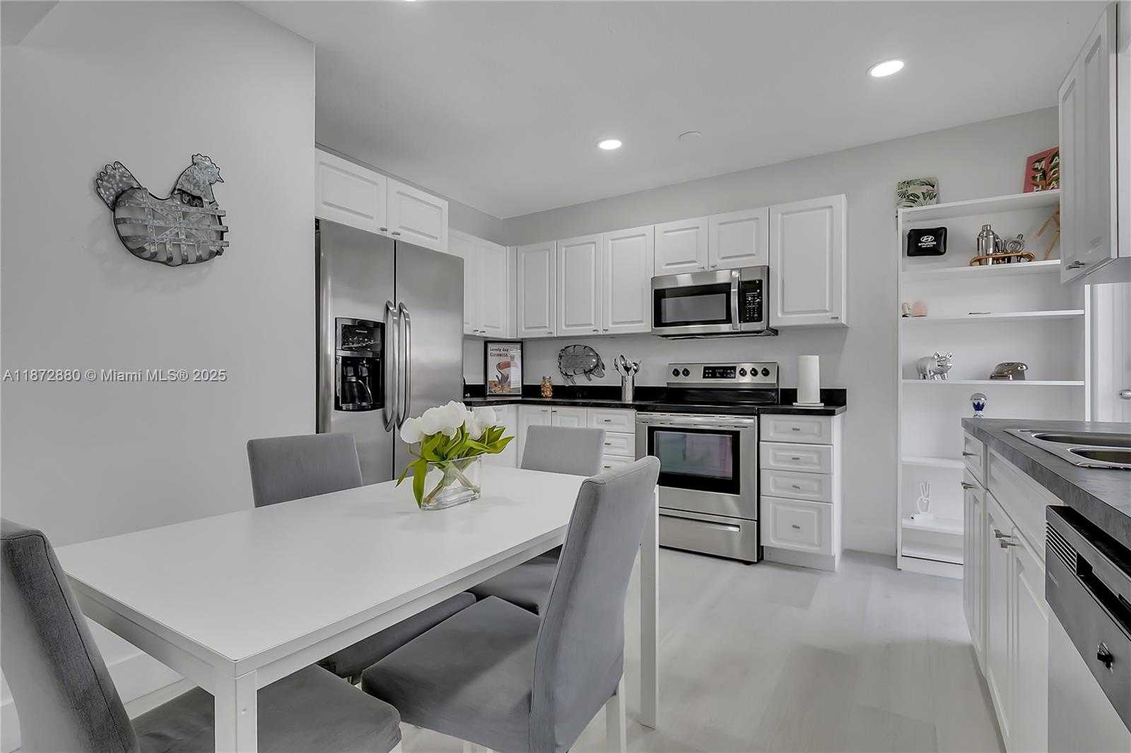 Small Image of 2200 SOUTH WEST 21ST ST #A, Miami Number 30
