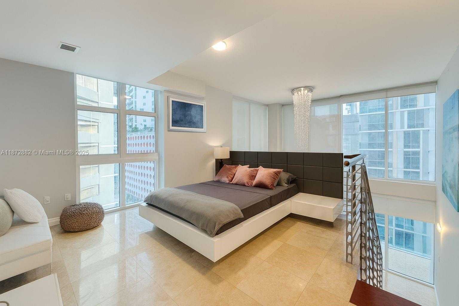 Small Image of 41 SOUTH EAST 5TH ST #602, Miami Number 6