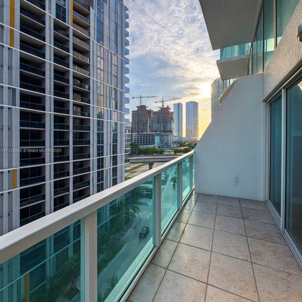 Small Image of 41 SOUTH EAST 5TH ST #602, Miami Number 8